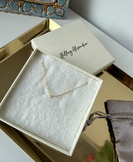 Sample Sale: White Jade Vi Necklace